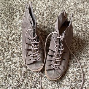 Cute open toed heels.